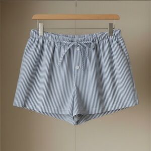 GAP Blue And White Striped Linen Shorts
|Women’s Medium|
